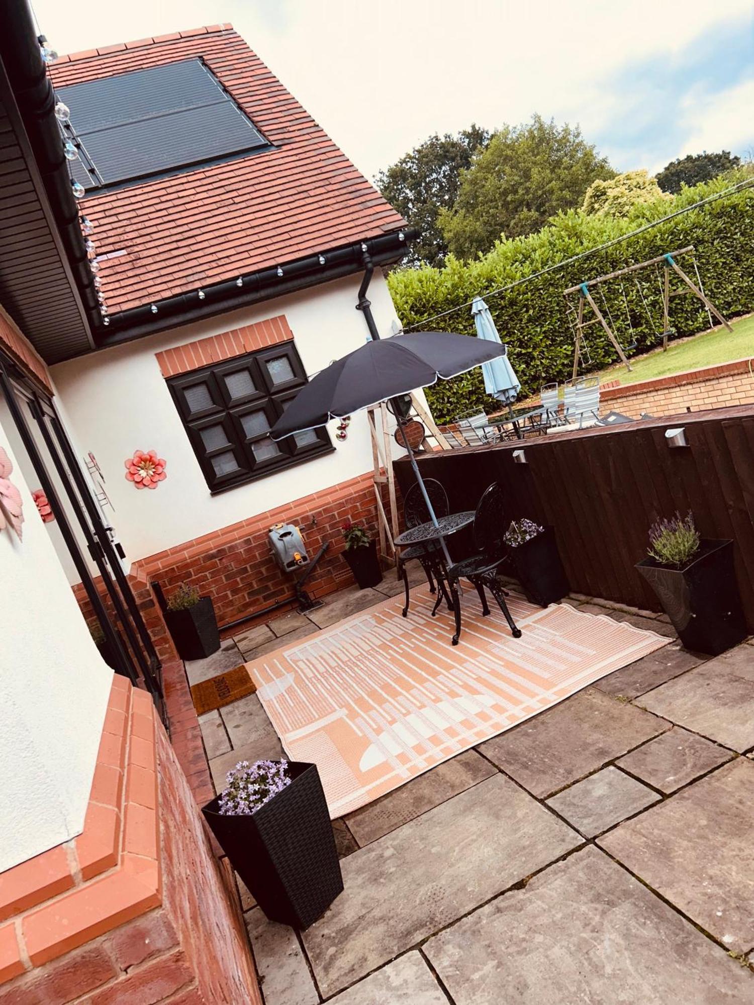 Claverley Hideaway Apartment Bridgnorth Wolverhampton Exteriör bild